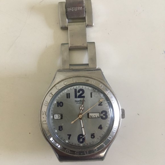 Swatch Accessories - Silver Swatch